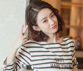 开云下载-赛道与绿茵场的双重奏鸣，基耶萨的速度艺术与乌拉圭的加时意志