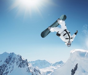 开云体育视频直播-西甲烽火与北非铁骑，国家德比与摩洛哥鏖战毕尔巴鄂的双重奏