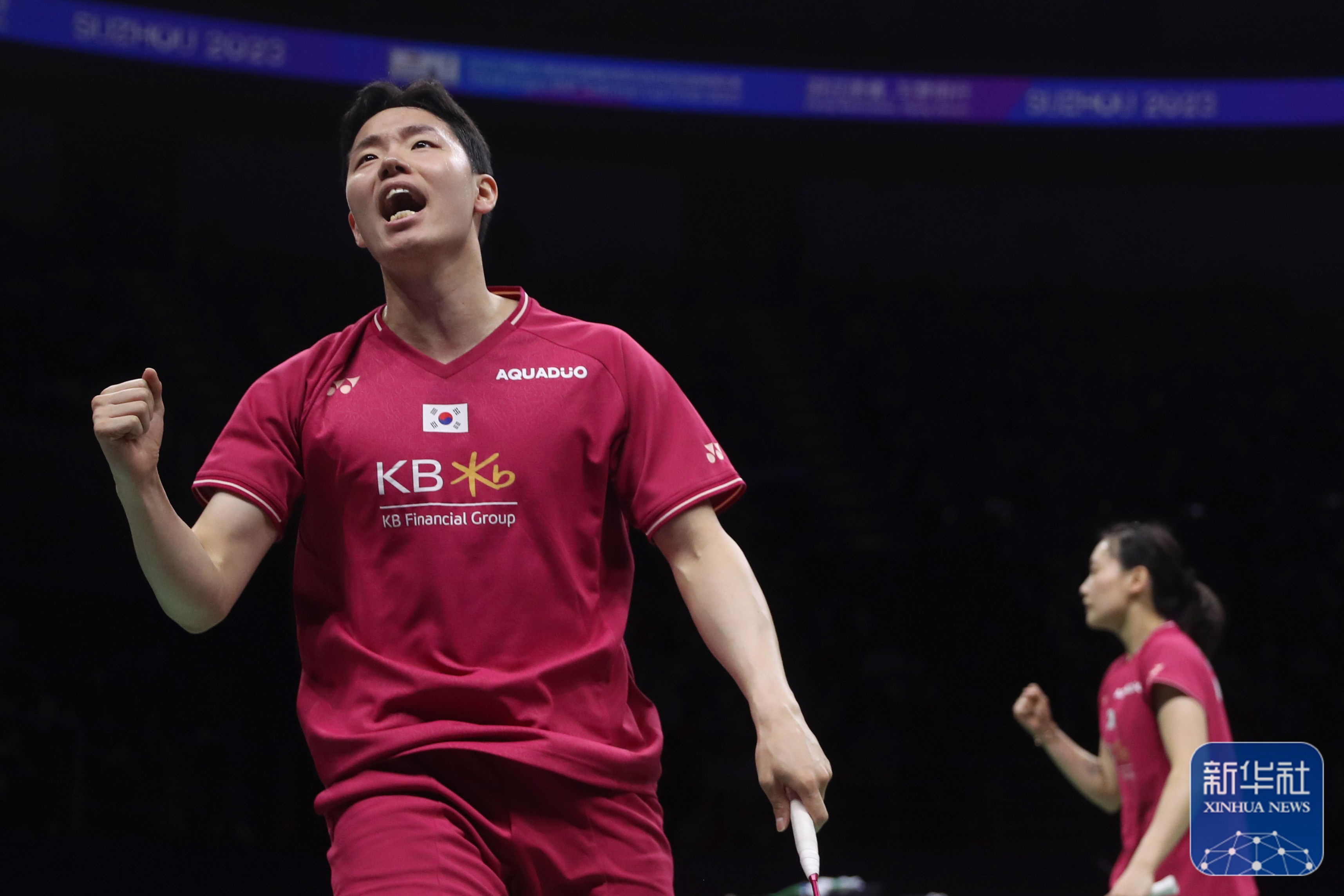 日本队逆转马来西亚队，黄鸭组合状态火热