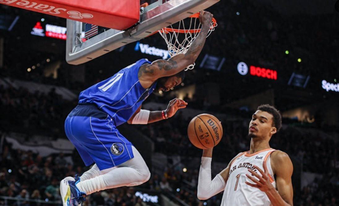 爵士力克马刺，欧文点燃赛场