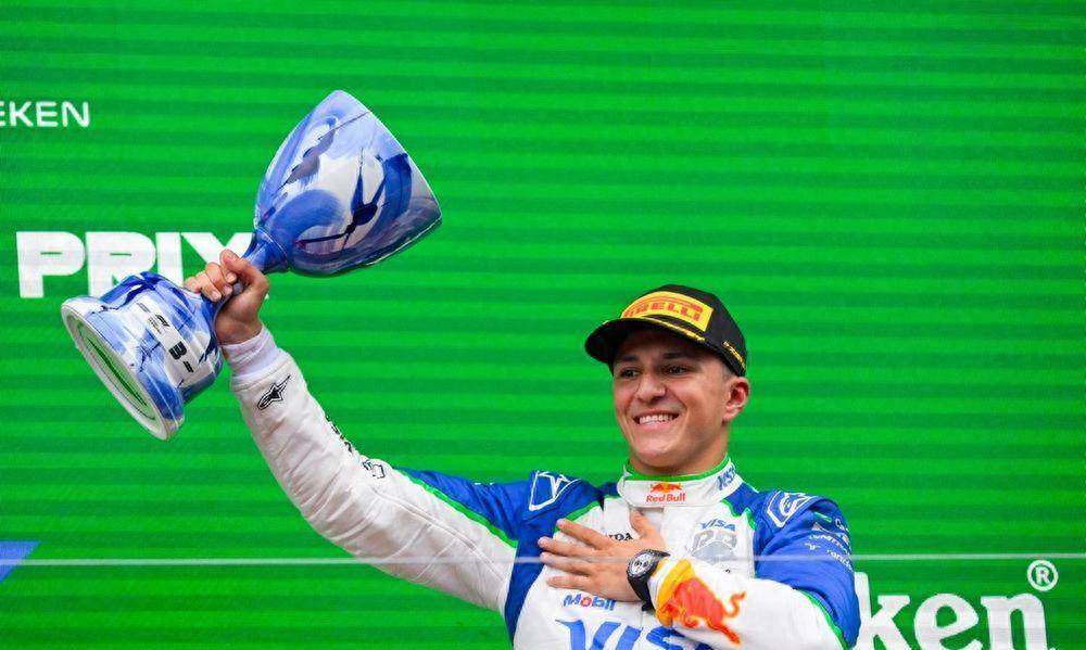 红牛二队翻盘红牛车队,勒克莱尔带队取胜 红牛二队翻盘红牛车队,勒克莱尔带队取胜