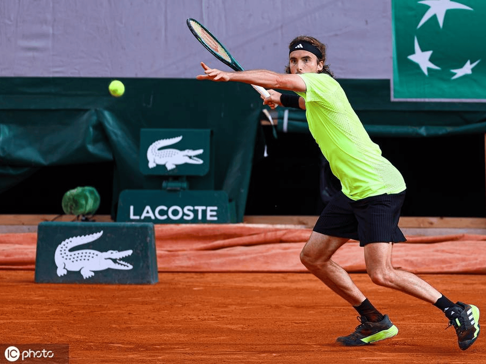 年终总决赛绝杀联合杯,西西帕斯点燃赛场 年终总决赛绝杀联合杯,西西帕斯点燃赛场