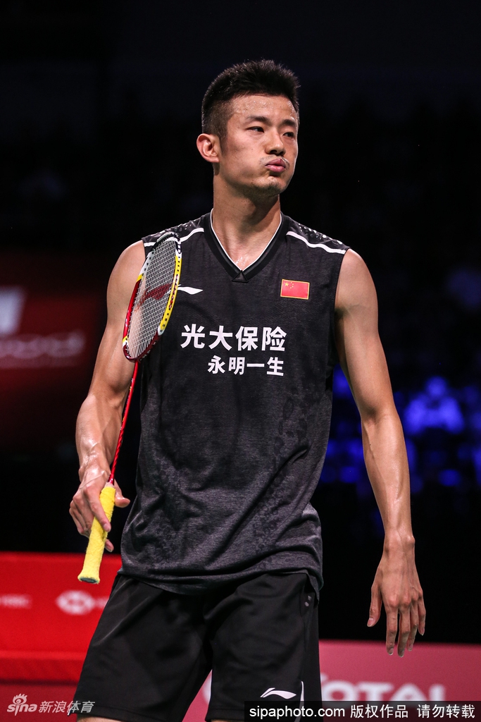 日本队险胜丹麦队，安赛龙关键制胜