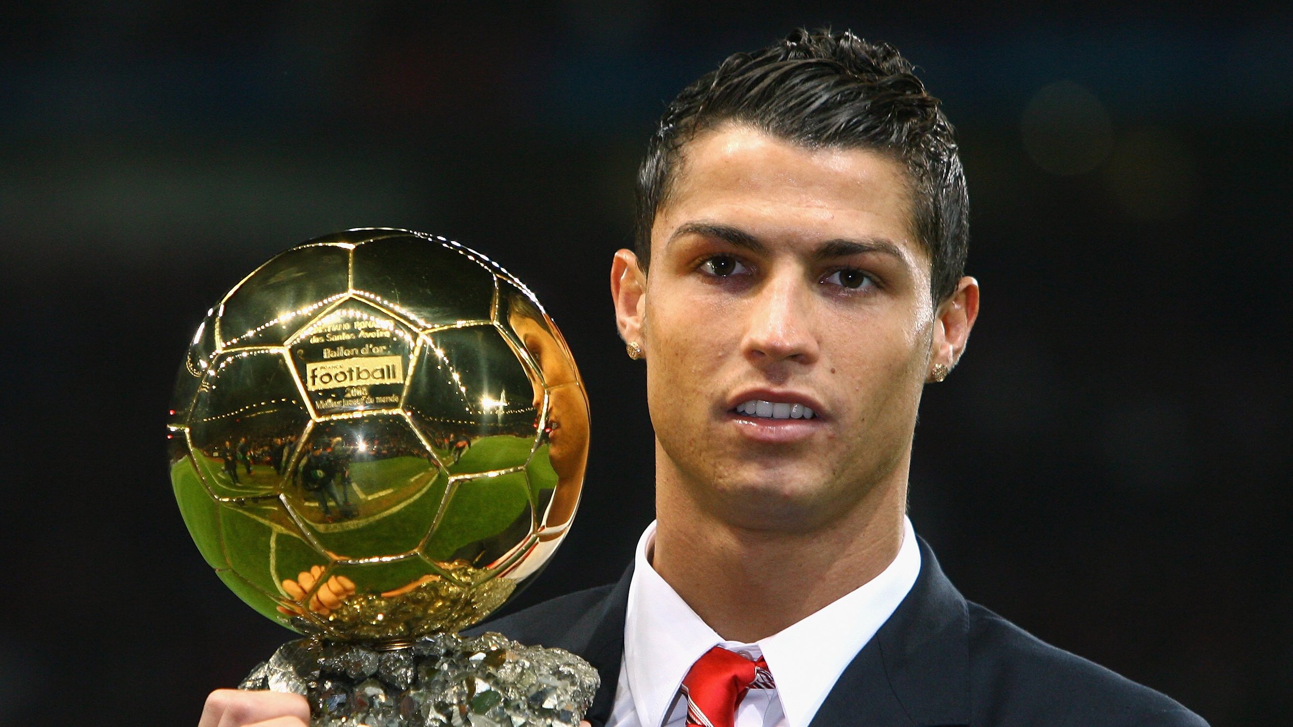 F1新赛季揭幕战之夜，克瓦拉茨赫利亚打出统治级数据，速度与艺术的跨界交响