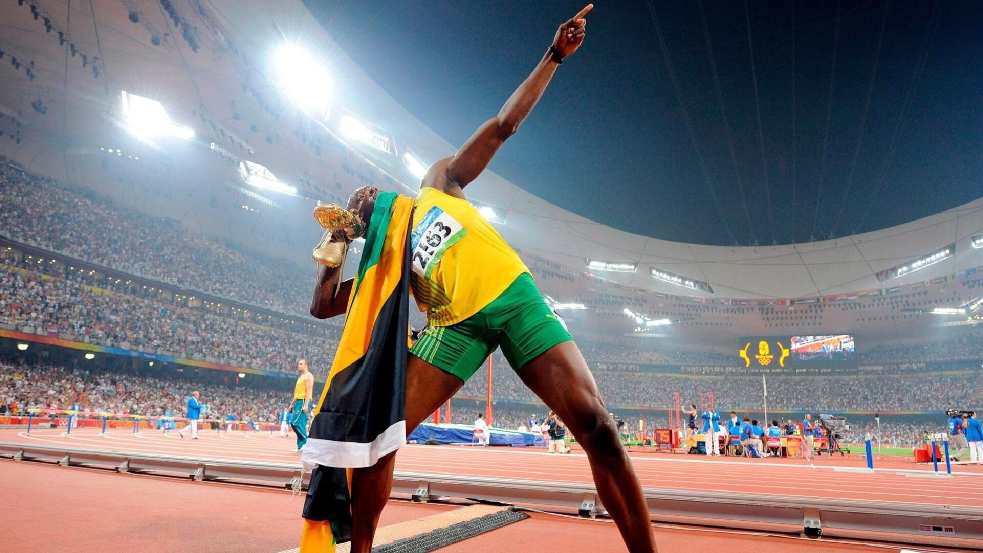 那不勒斯，阿圭罗的火焰，如何点燃一场颠覆巴萨的南方革命