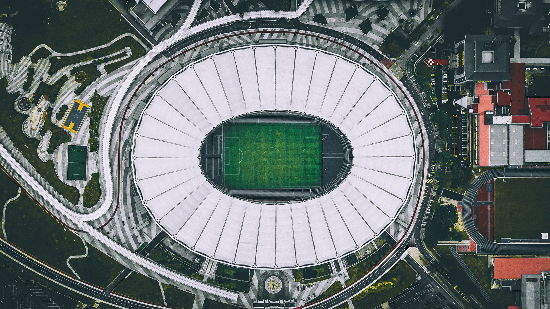 闪电风暴降临2026,格列兹曼导演经典,韩国快刀斩落匈牙利